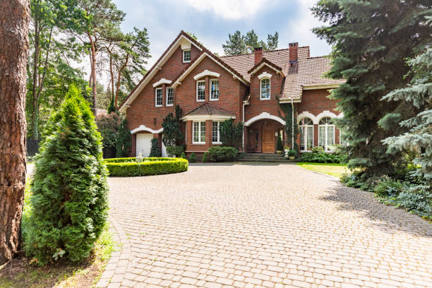 Reasons to Select Us for Your Driveway Paving Requirements in Kensington Park, FL
